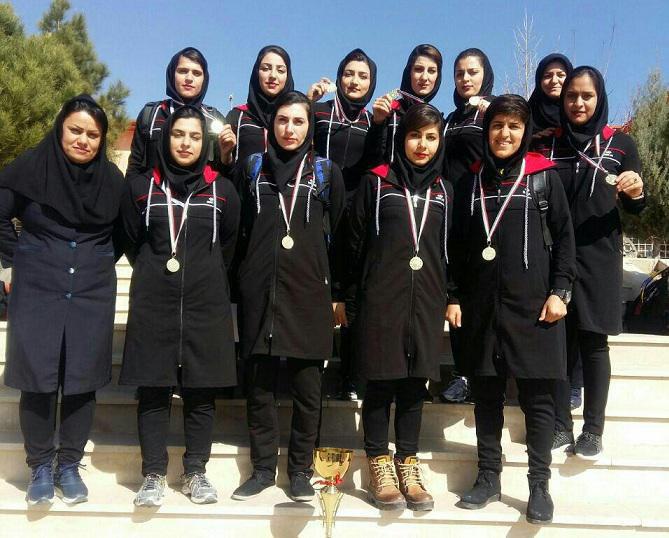 قهرماني تيم فوتسال دختران دانشگاه در مسابقات قهرماني  فوتسال دانشگاه هاي منطقه 5 کشور