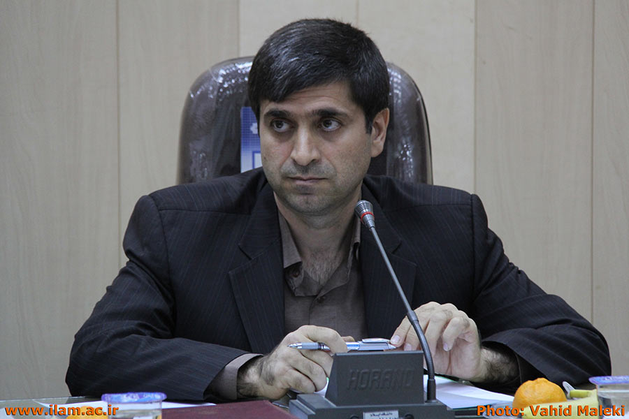 نشست هم انديشي پژوهشگران برتر استان ايلام 