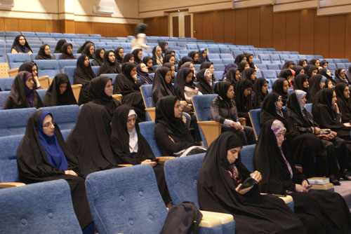 برگزاري جلسه نقد فيلم با موضوع سينماي ايران