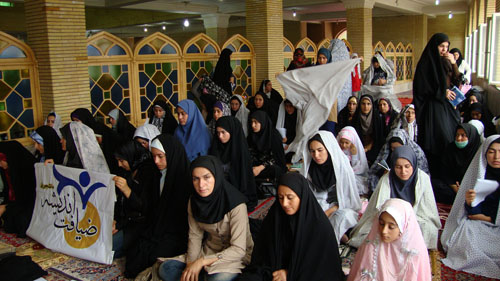 گزارش جلسه نقد فيلم با موضوع شبکه هاي ماهواره اي وسبک زندگي