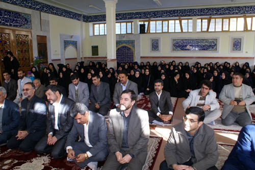 زنگ پژوهش دردبيرستان امام حسين(ع) به صدادرآمد