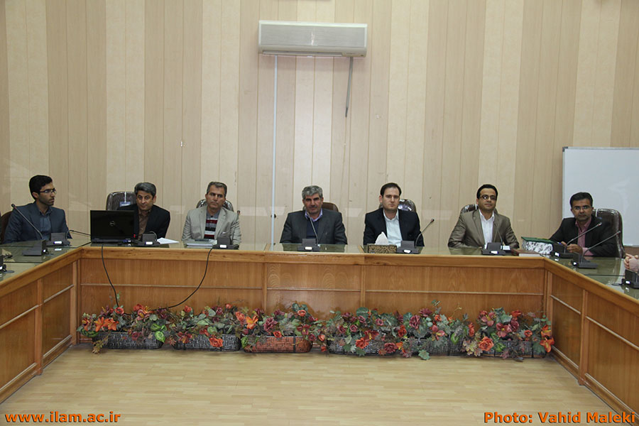 برگزاري مراسم توديع و معارفه رئيس قديم و سرپرست جديد آموزشکده فني پسران ايلام