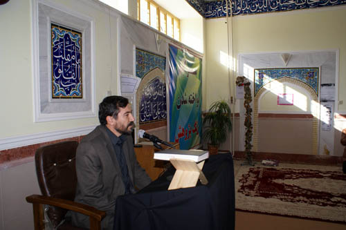 زنگ پژوهش دردبيرستان امام حسين(ع) به صدادرآمد