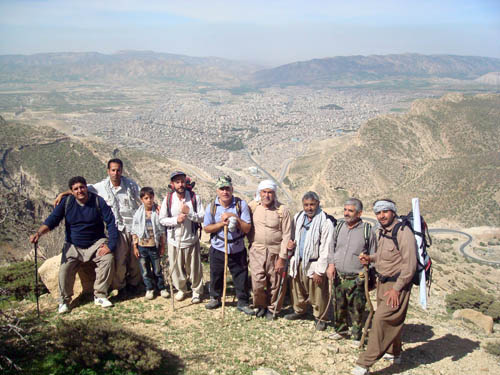  برگزاري اردوي کوهنوردي کارکنان دانشگاه به مقصد گچان  