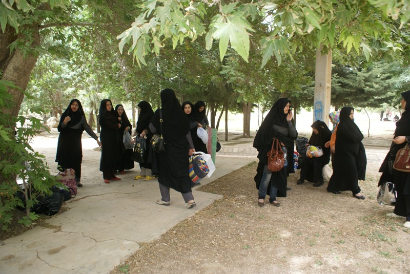 اردوي خواهران کارمند بسيجي به مقصد خوران ايوان