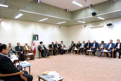 متن کامل بيانات حضرت امام خامنه اي در ديدار با اعضاي هيأت دولت 