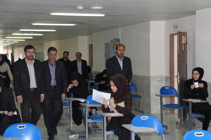 بازديدمعاون محترم سياسي استاندارازحوزه امتحاني كارشناسي ارشد دانشگاه ايلام