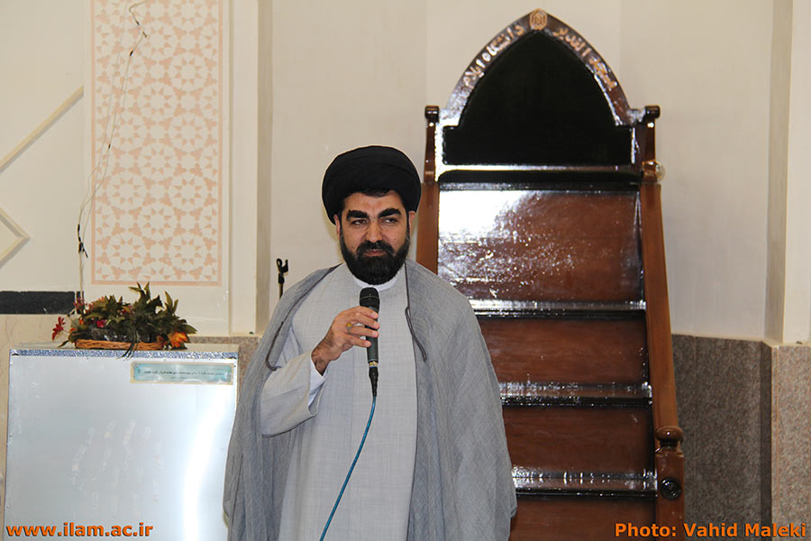 حجت الاسلام والمسلمين هاشمي:هفته وحدت بايد به معني کامل، وحدت بين مسلمانان باشد