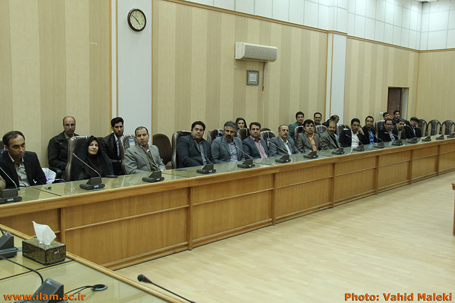 برگزاري مراسم توديع و معارفه رئيس قديم و سرپرست جديد آموزشکده فني پسران ايلام