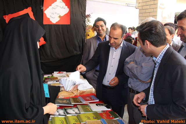 افتتاح نمايشگاه چهارمين جشنواره درون دانشگاهي حركت