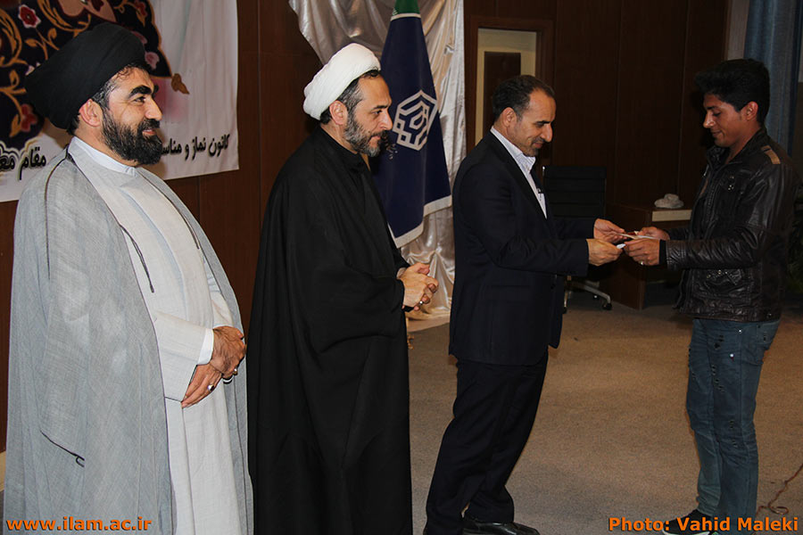 سخنراني حجت السلام والمسلمين مستشاري در همايش دانشگاهي نماز 