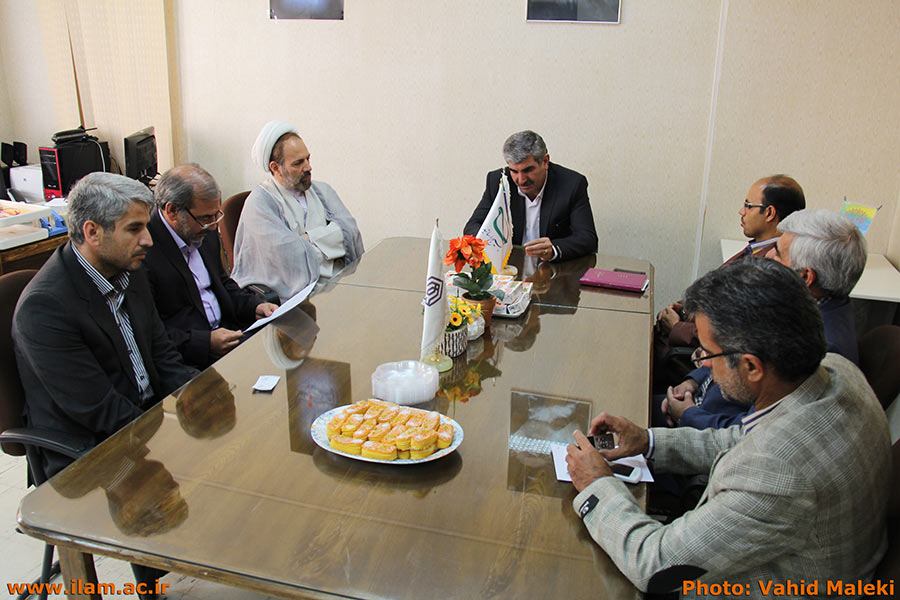 مراسم تکريم از دکتر بگ محمدي و معارفه دکتر شيرخاني به عنوان معاون فرهنگي دانشگاه برگزار شد.