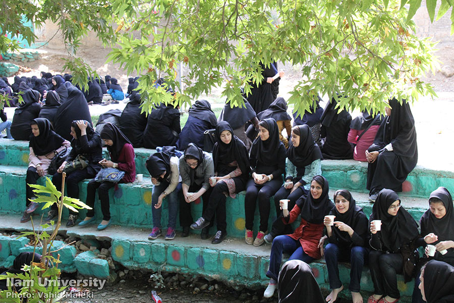 گزارش تصويري اردوي توجيهي دانشجويان دختر ورودي جديد