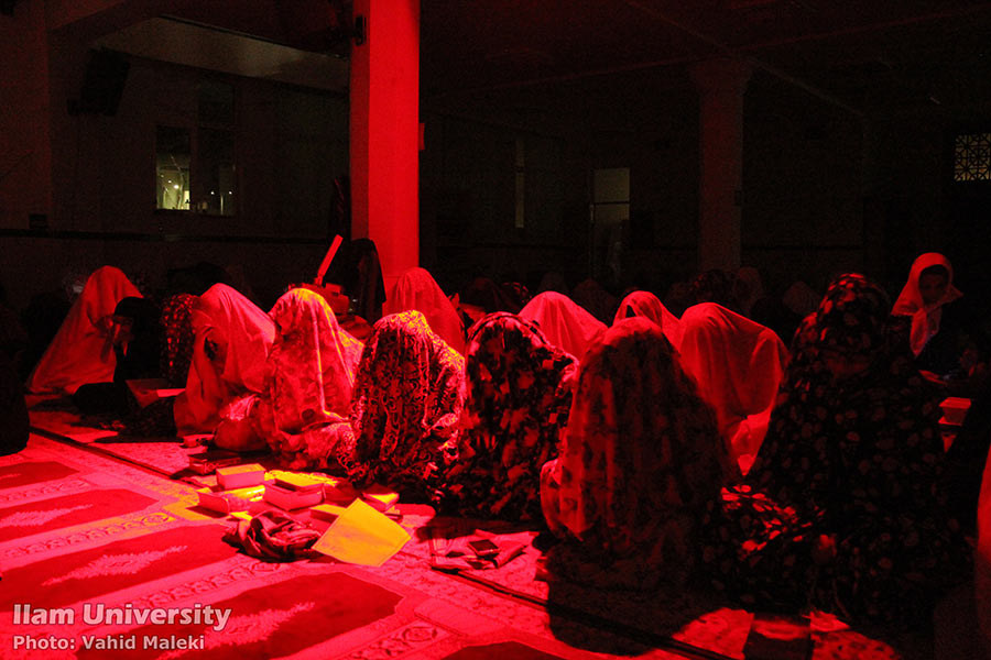 گزارش تصويري مراسم معنوي اعتکاف در مسجد دانشگاه