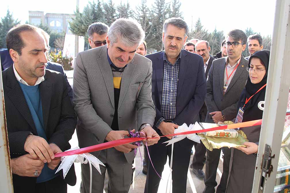 جشنواره منطقه اي اختراعات و ابتکارات رويش زاگرس و زردکوه در دانشگاه افتتاح گرديد