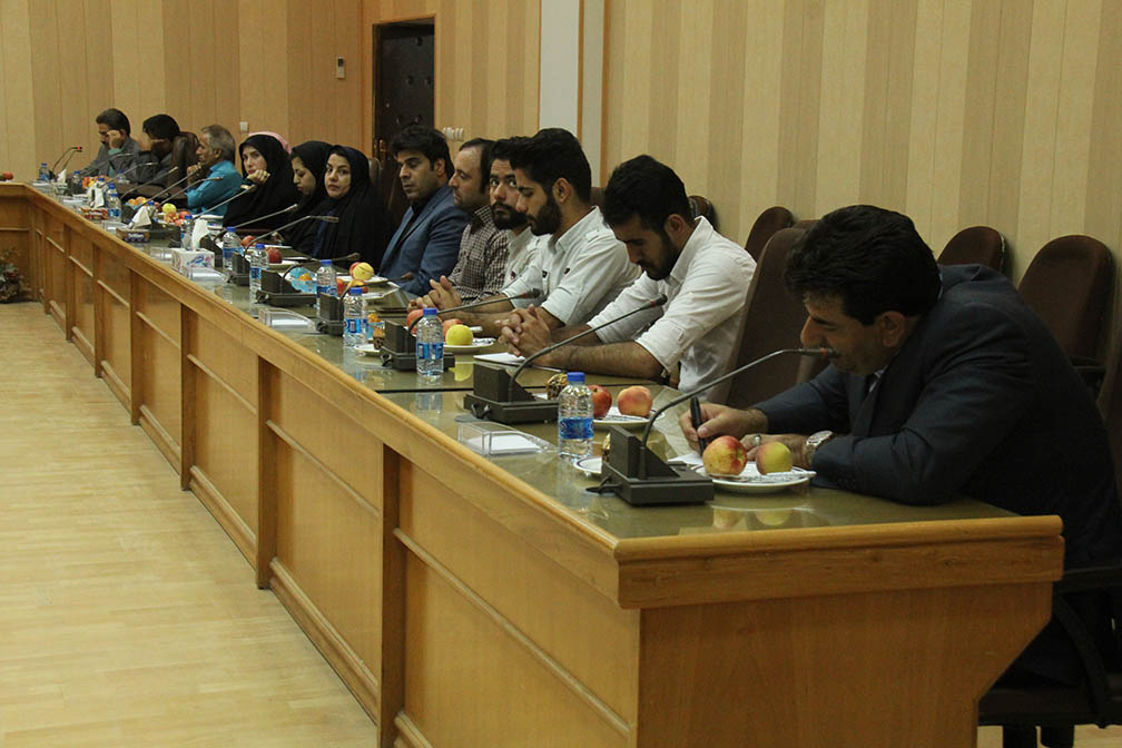 نشست تخصصي مطالعه کاربردي پديده خودکشي در استان ايلام در دانشگاه برگزار گرديد