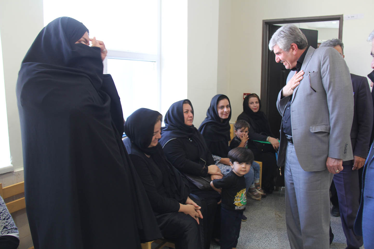 گزارش تصويري ثبت نام دانشجويان ورودي جديد کارشناسي دانشگاه