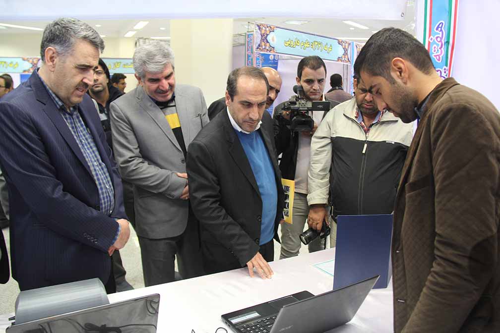 جشنواره منطقه اي اختراعات و ابتکارات رويش زاگرس و زردکوه در دانشگاه افتتاح گرديد