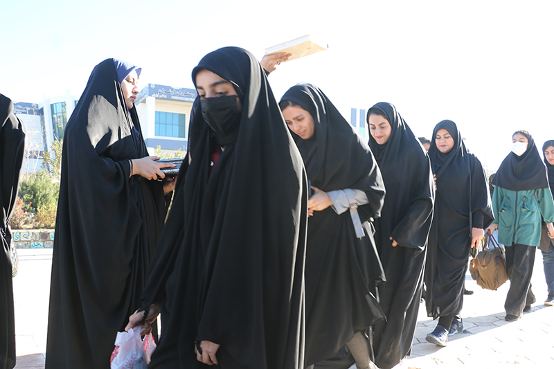 180 دانشجوي دختر دانشگاه ايلام راهي مناطق عملياتي جنوب شدند