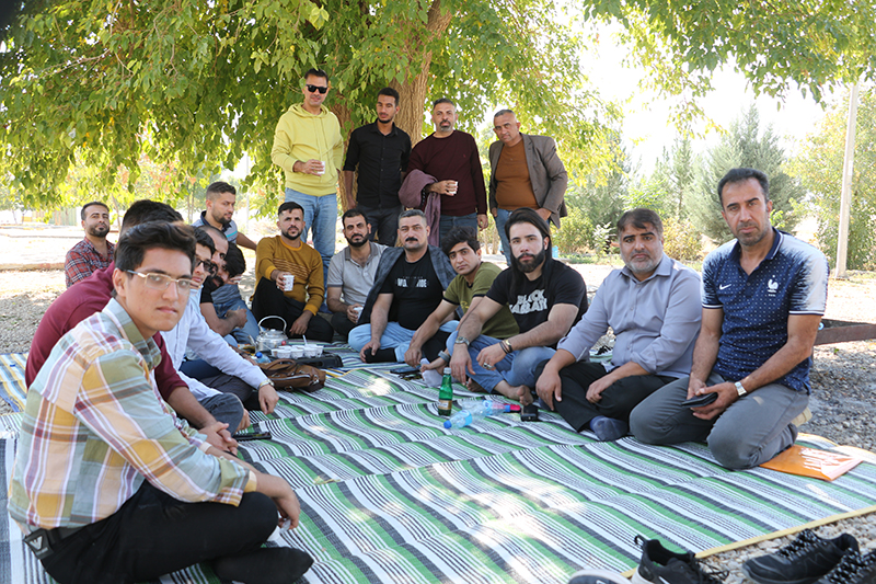 گزارش تصويري از اردوي زيارتي تفريحي پسران دانشگاه ايلام