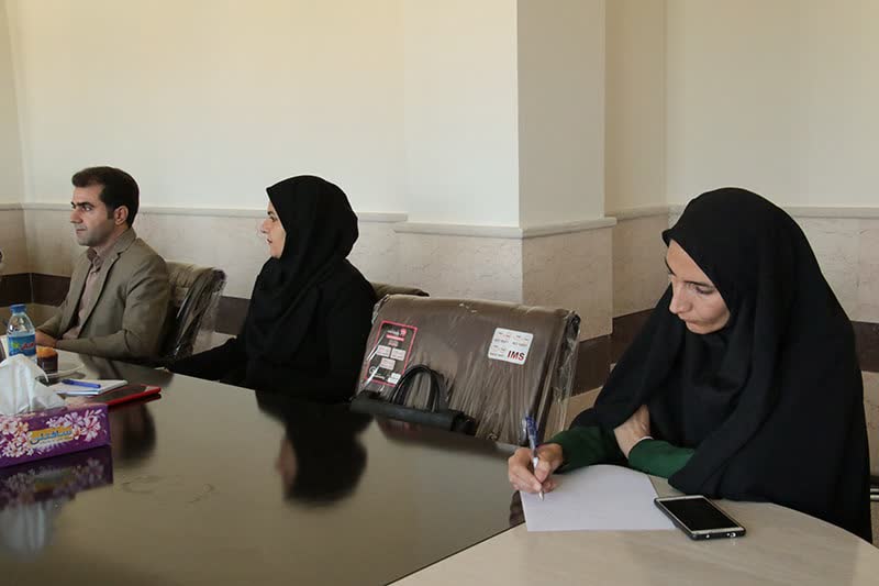دومين جلسه هماهنگي براي برگزاري همايش بهبود محيط کسب و کارهاي کوچک و متوسط  در دانشگاه ايلام برگزار شد