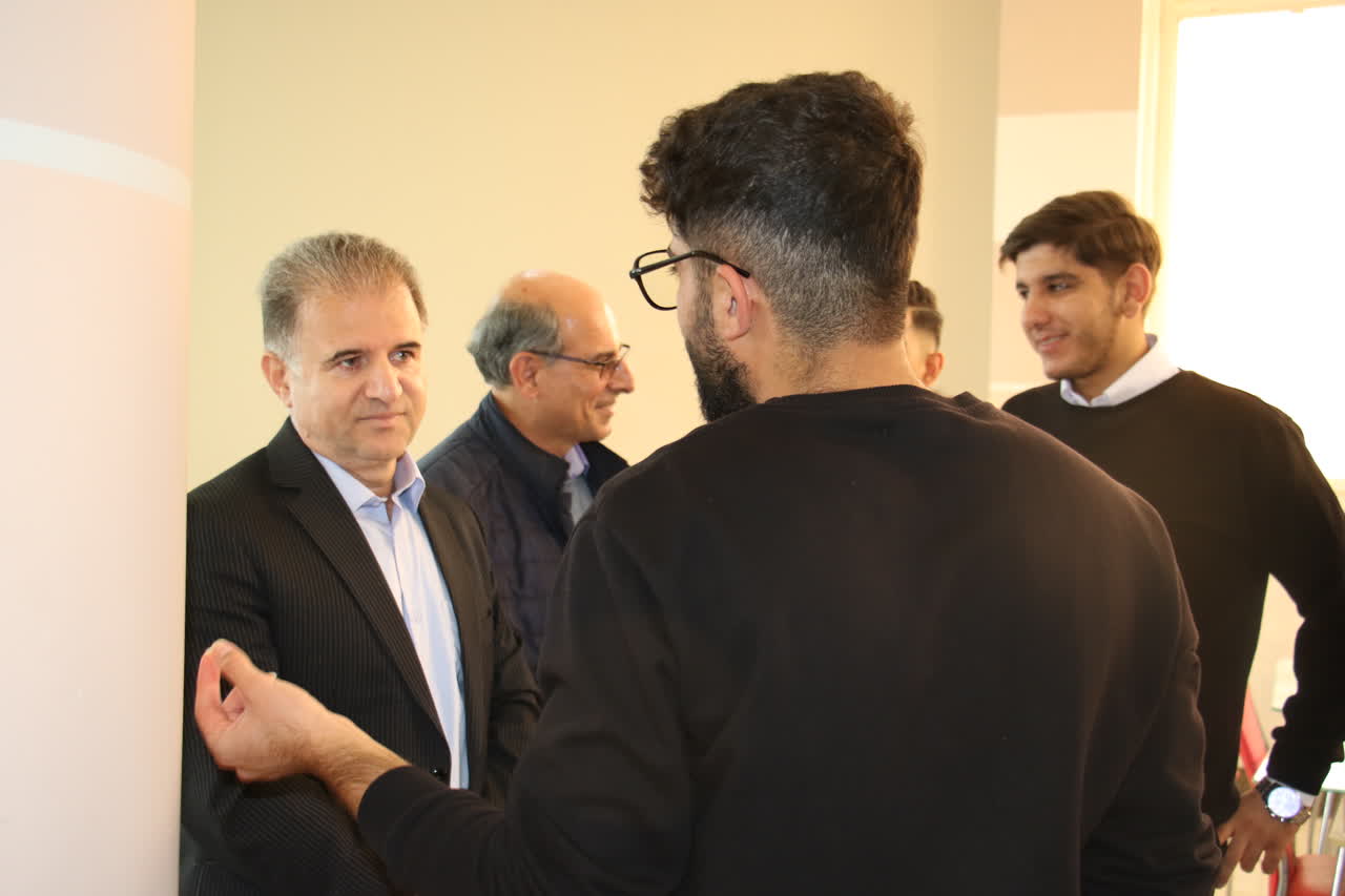 بازديد رئيس دانشگاه ايلام از سلف سرويس دانشجويان