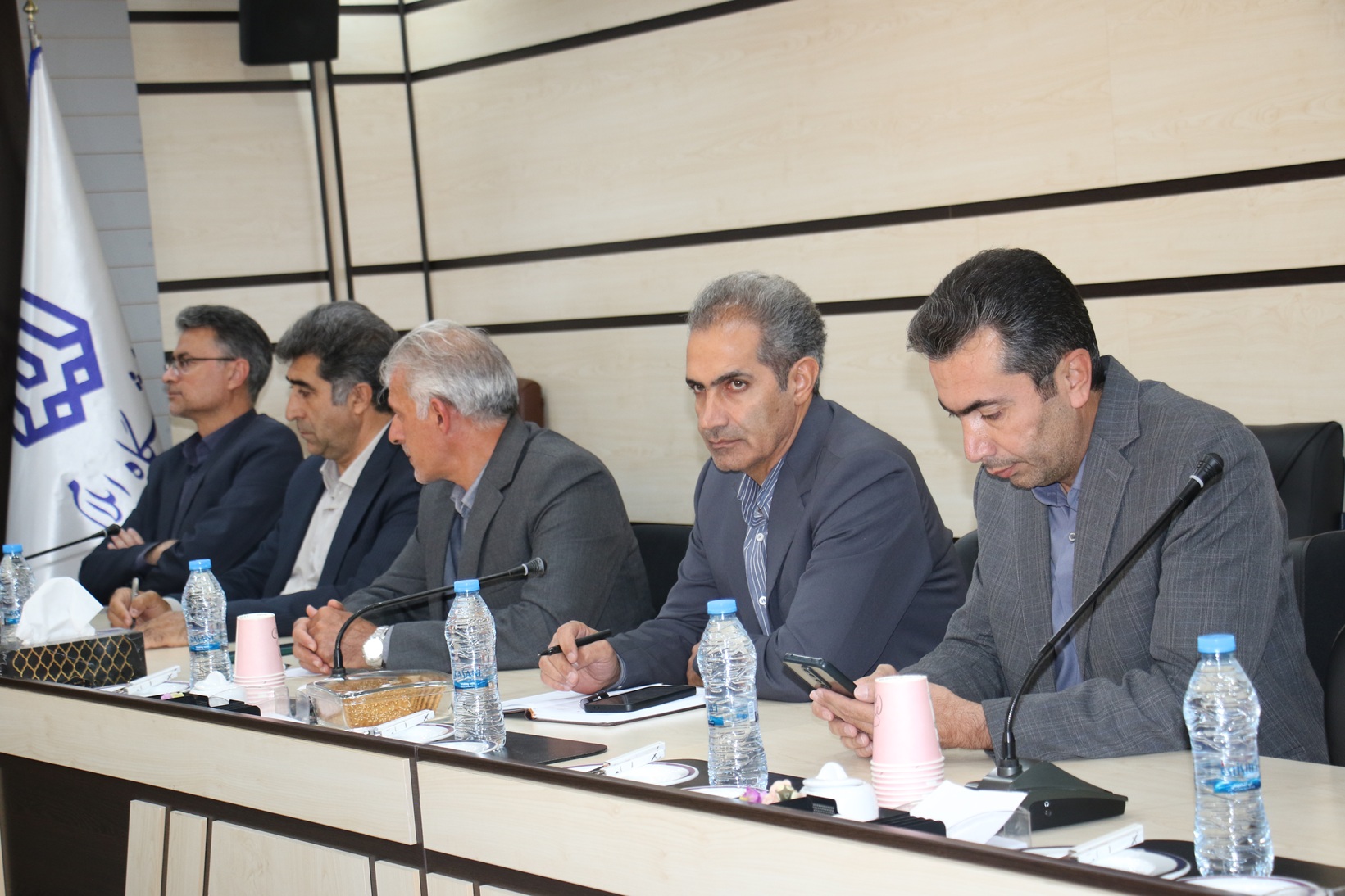 برگزاري نشست هم‌انديشي رئيس دانشگاه ايلام و مديرکل آموزش و پرورش استان ايلام