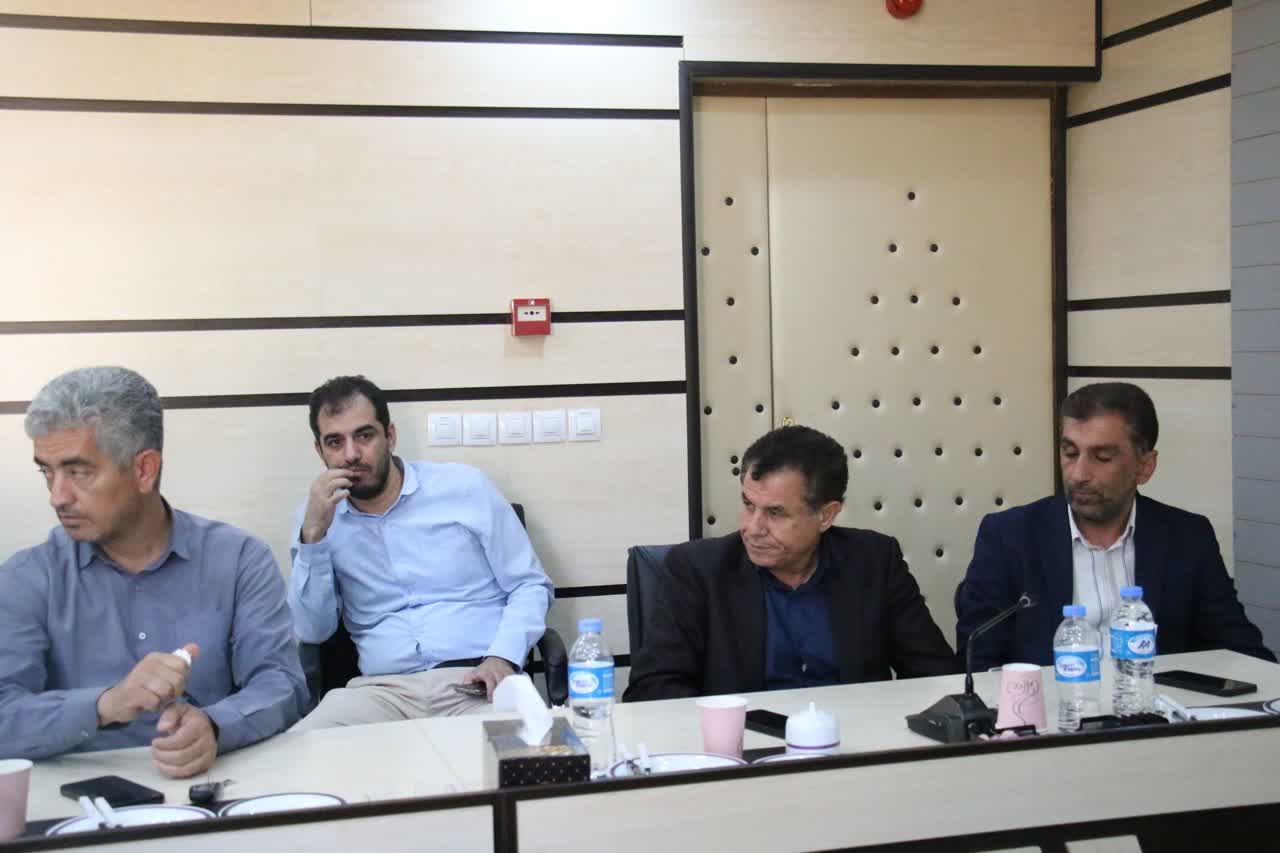 برگزاري نشست هم‌انديشي رئيس و اساتيد دانشگاه ايلام و سرپرست شهرداري ايلام