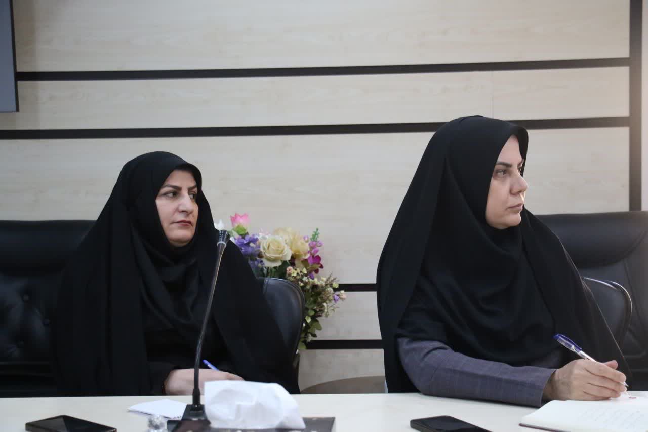 برگزاري نشست هم‌انديشي رؤسا و معاونين فرهنگي دانشگاه‌هاي استان ايلام در دانشگاه ايلام