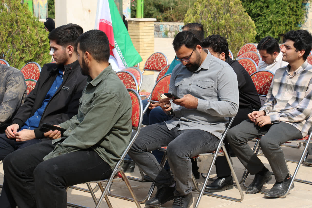 برگزاري اجتماع جوانان و دانشجويان جان فداي استان در دانشگاه ايلام