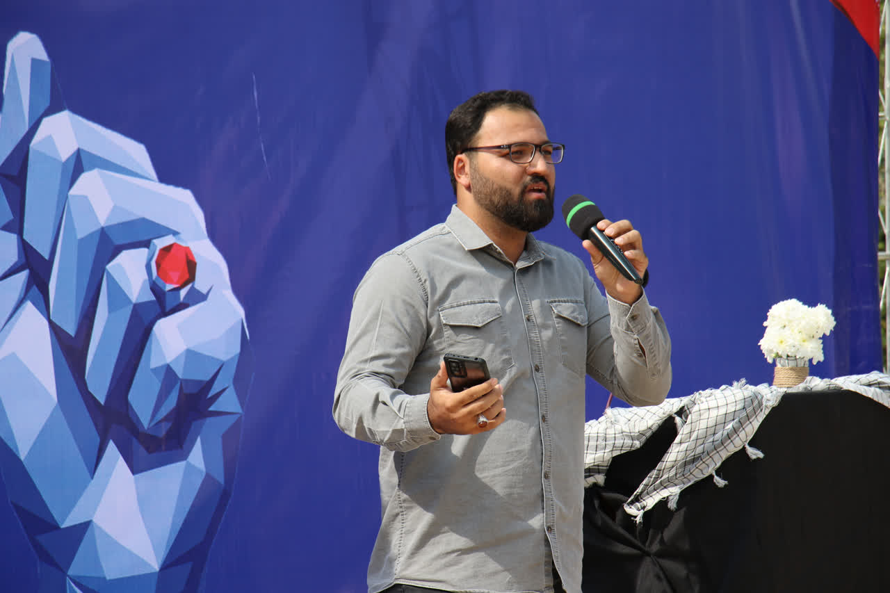 برگزاري اجتماع جوانان و دانشجويان جان فداي استان در دانشگاه ايلام
