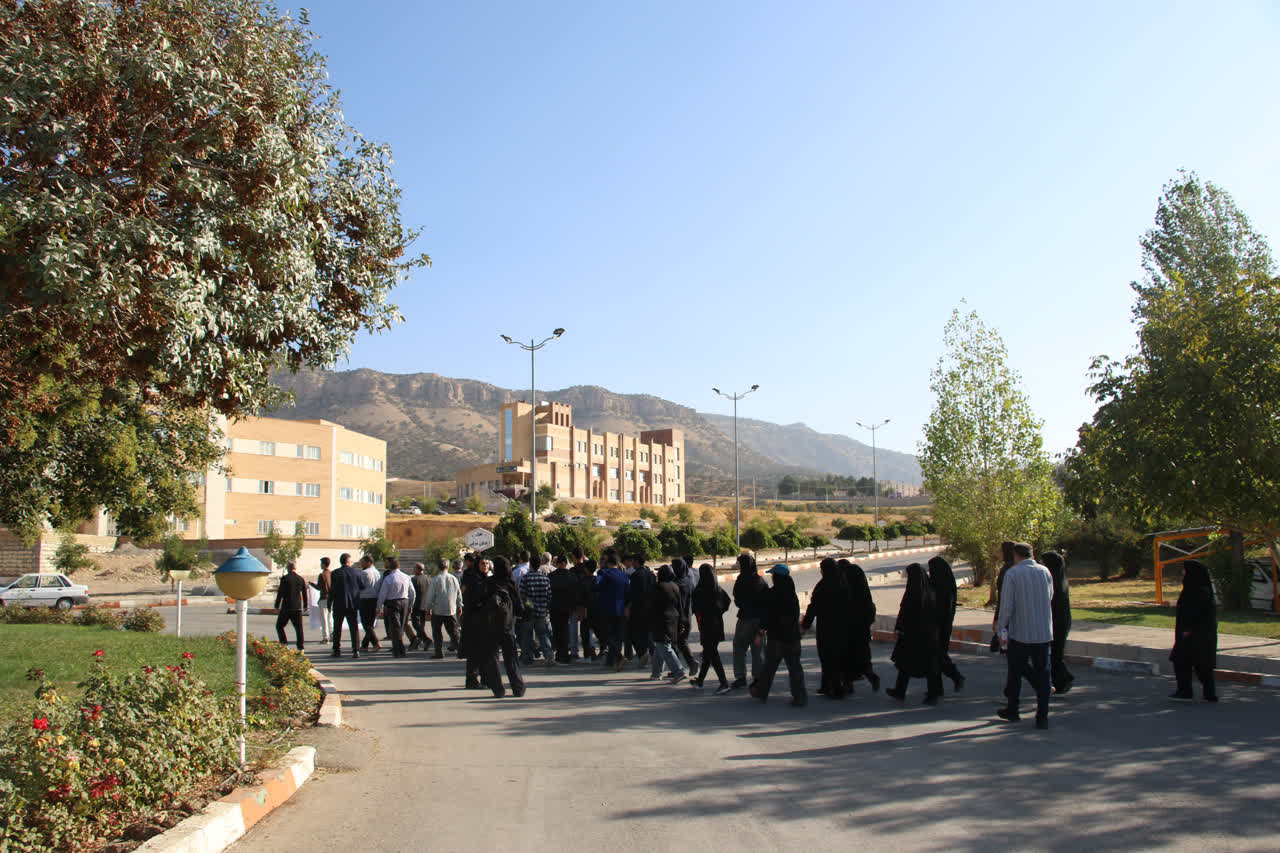 گزارش تصويري برگزاري همايش پياده‌روي دانشگاهيان استان ايلام در دانشگاه ايلام _ دوم آبان ماه
