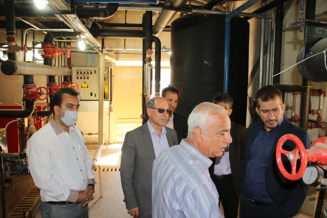 بازديد آقاي عزيزي رئيس اداره راهبري خوابگاه هاي صندوق رفاه از دانشگاه ايلام