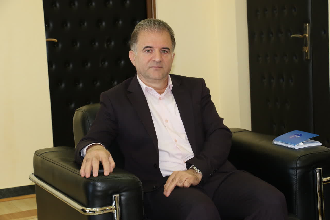 بازديد آقاي عزيزي رئيس اداره راهبري خوابگاه هاي صندوق رفاه از دانشگاه ايلام