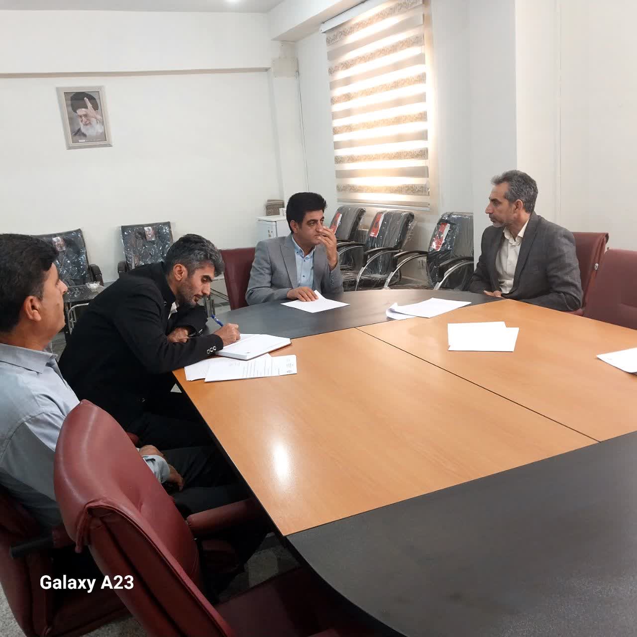 بازديد هيات نظارت، ارزيابي و تضمين کيفيت استاني از مراکز آموزش عالي شهرستان ايوان